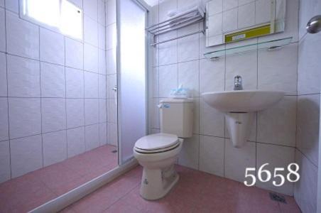 Hua Qiao De Jia Appartement Donggang Buitenkant foto