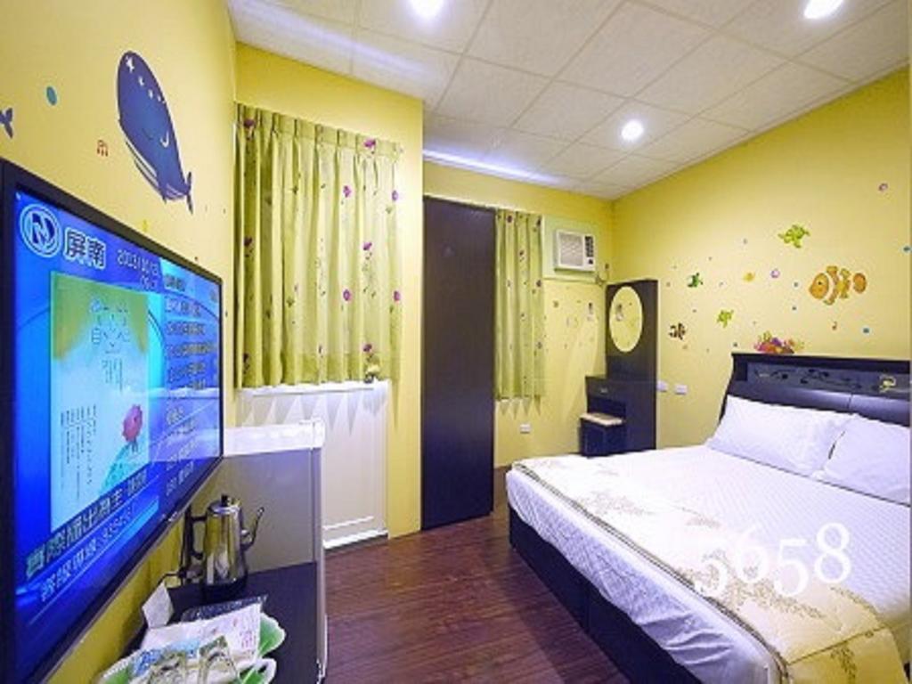 Hua Qiao De Jia Appartement Donggang Buitenkant foto